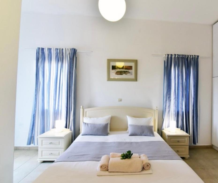 Thomas Apartments Katapola - Chora Luaran gambar