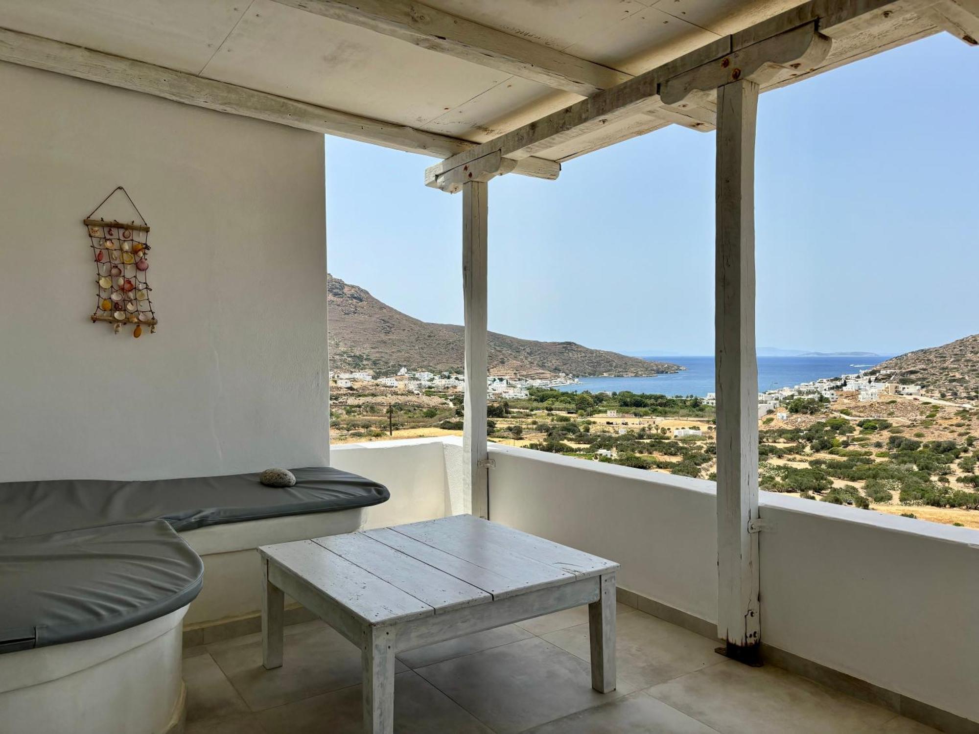 Thomas Apartments Katapola - Chora Luaran gambar
