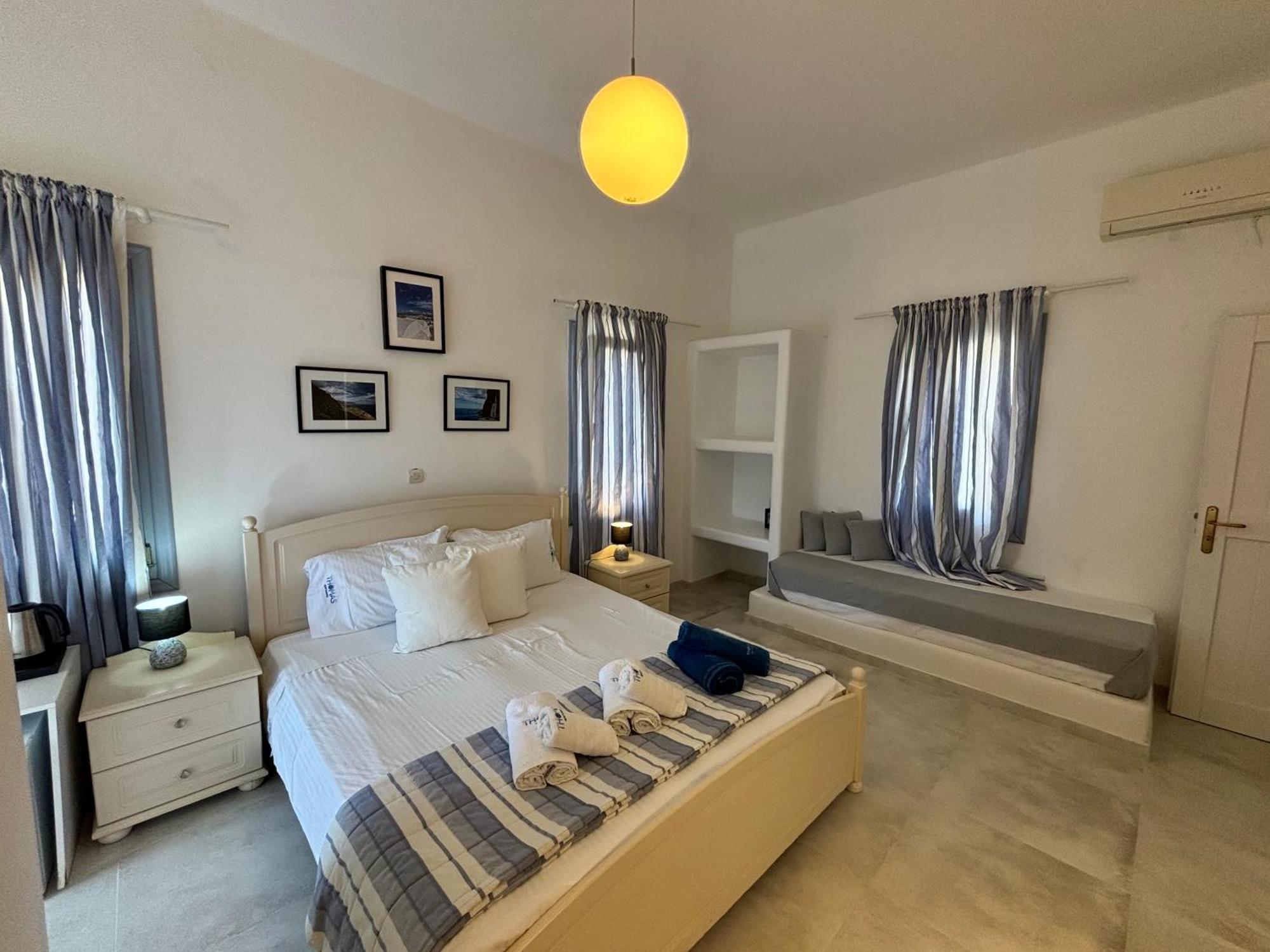 Thomas Apartments Katapola - Chora Luaran gambar