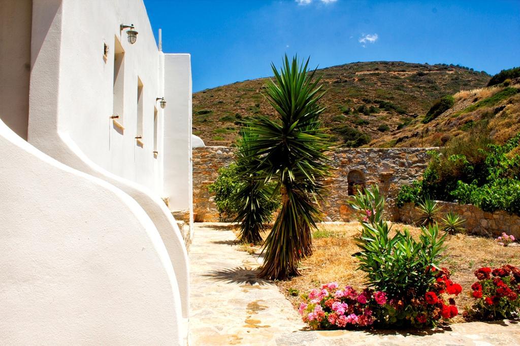 Thomas Apartments Katapola - Chora Luaran gambar