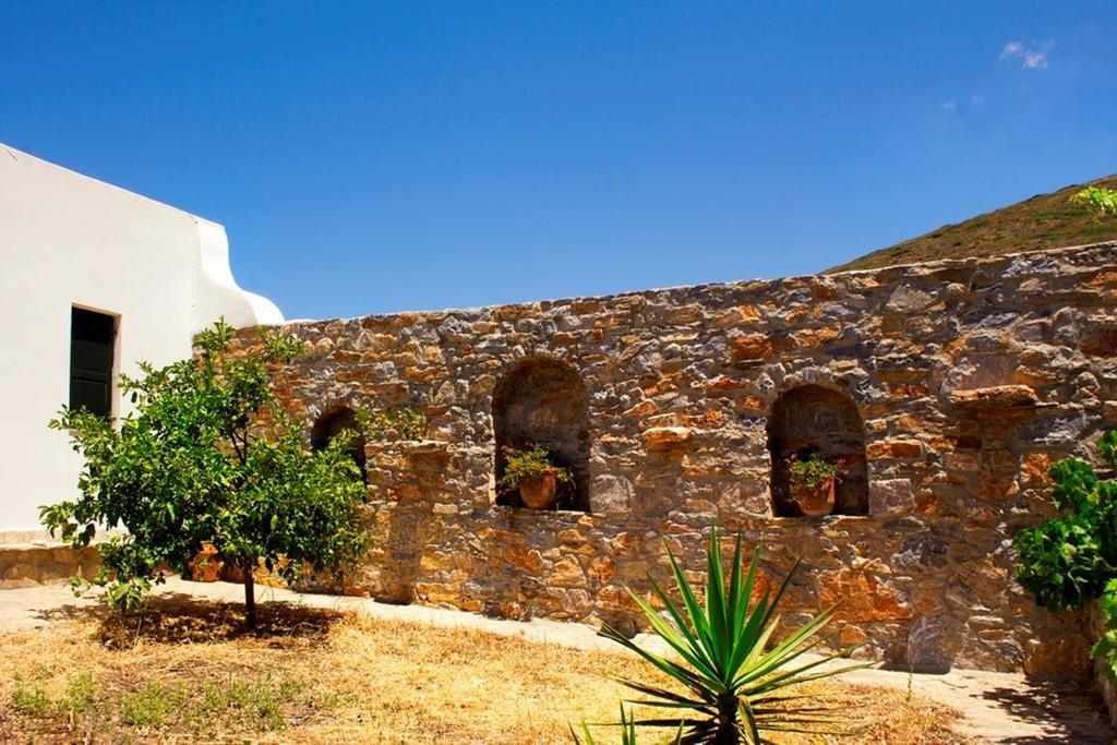 Thomas Apartments Katapola - Chora Luaran gambar